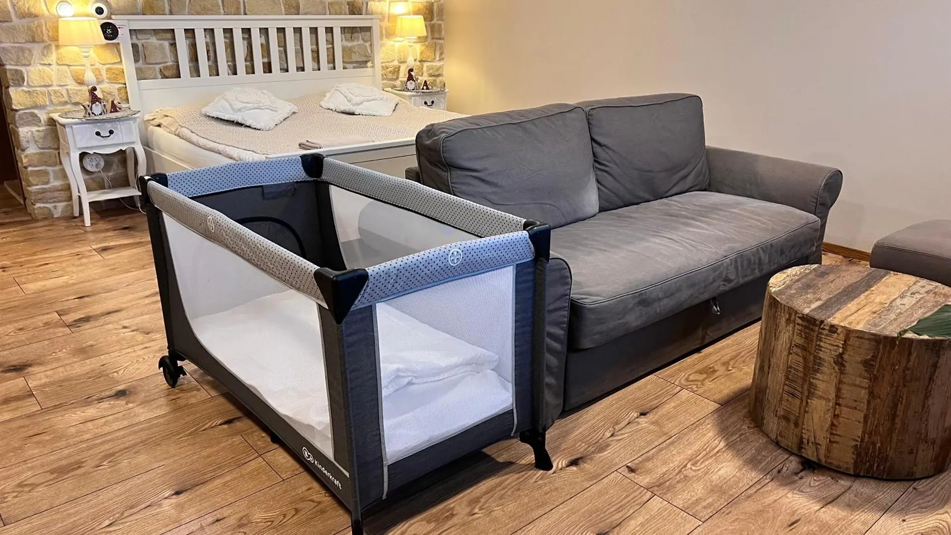 Apartment Prague West - Quite Studio Terrace Chyne Hostivice Czech Republic