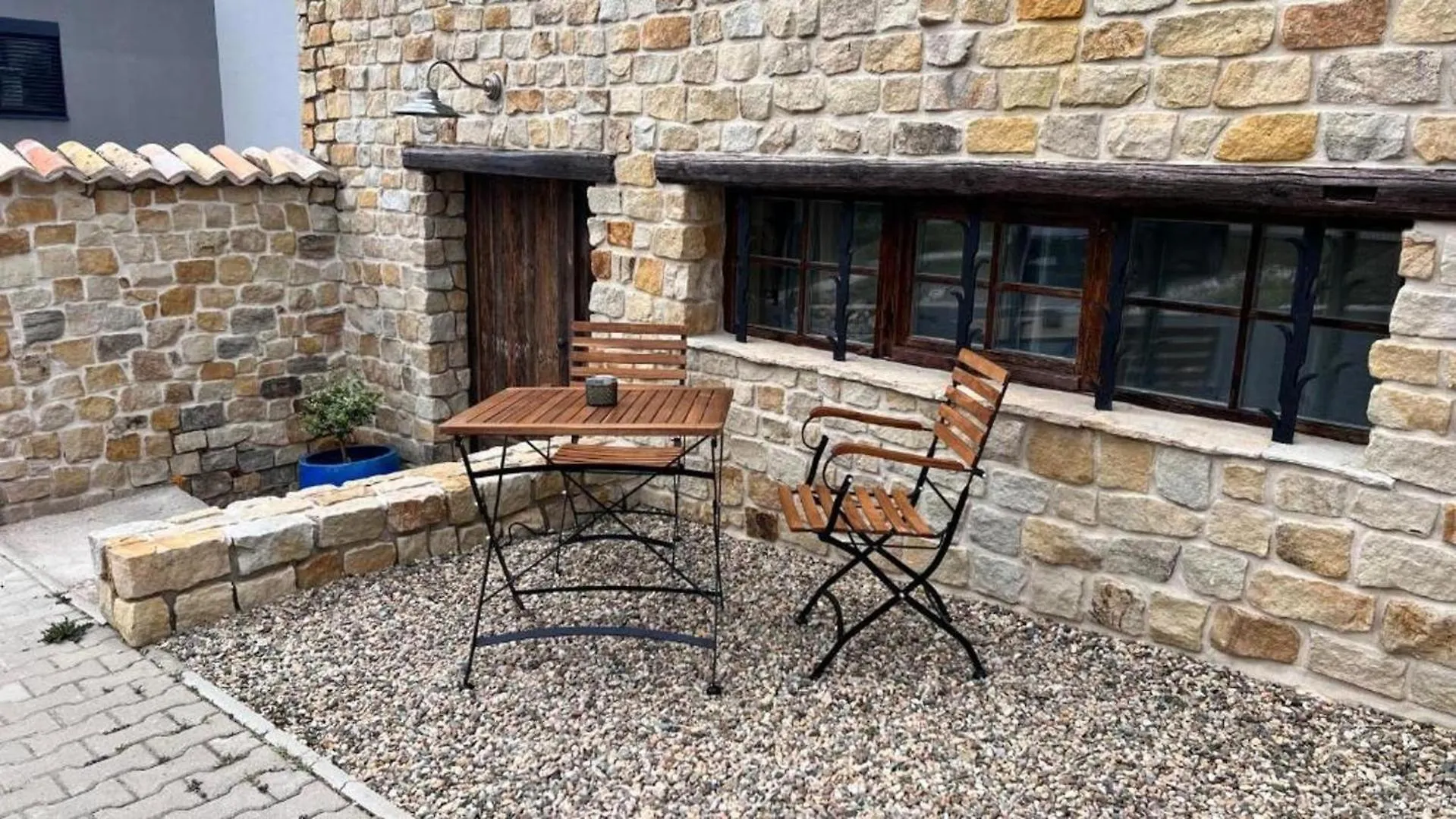 Prague West - Quite Studio Terrace Chyne Hostivice