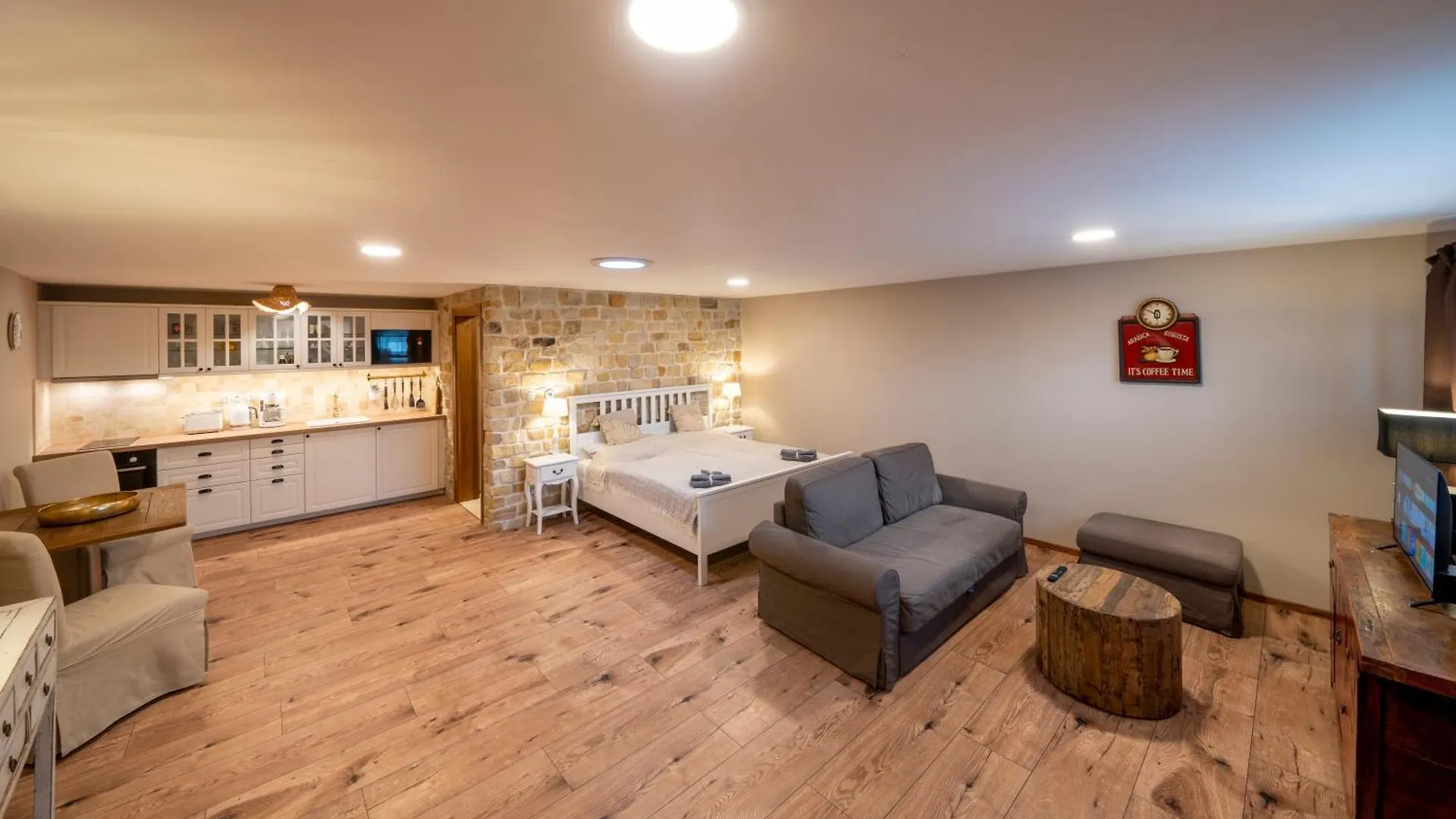 Prague West - Quite Studio Terrace Chyne Hostivice